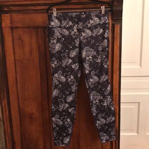 Athleta paisley leggings